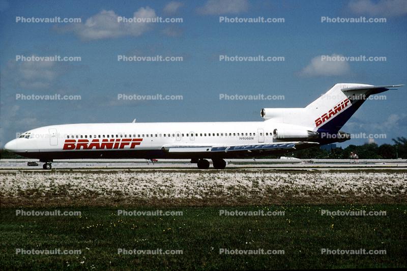 N466BN, Boeing 727-227, Braniff International Airways