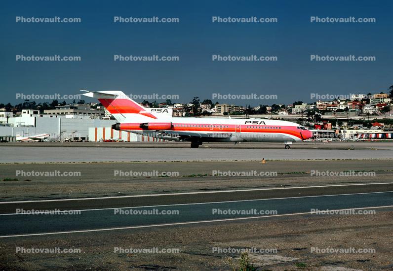 N693WA, PSA Pacific Southwest Airlines, Boeing 727-173C, JT8D, JT8D-7B, 727-100 series, Smileliner