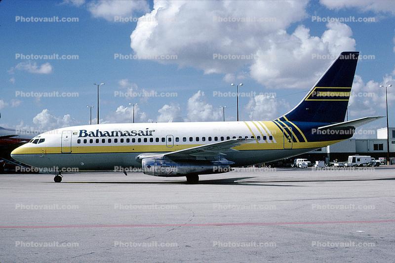 C6-BFC, Bahamasair, Boeing 737-2L9, 737-200 series