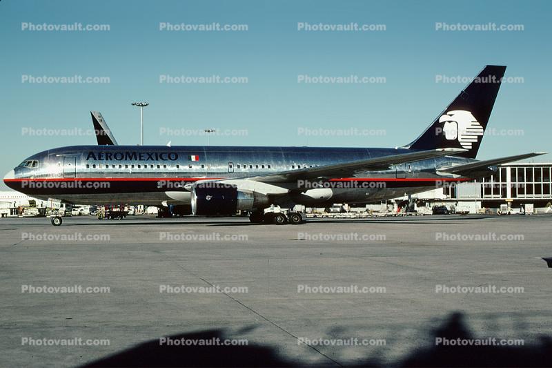 XA-TNS, Aeromexico, Boeing 767-283ER, TNS, PW4056, PW4000