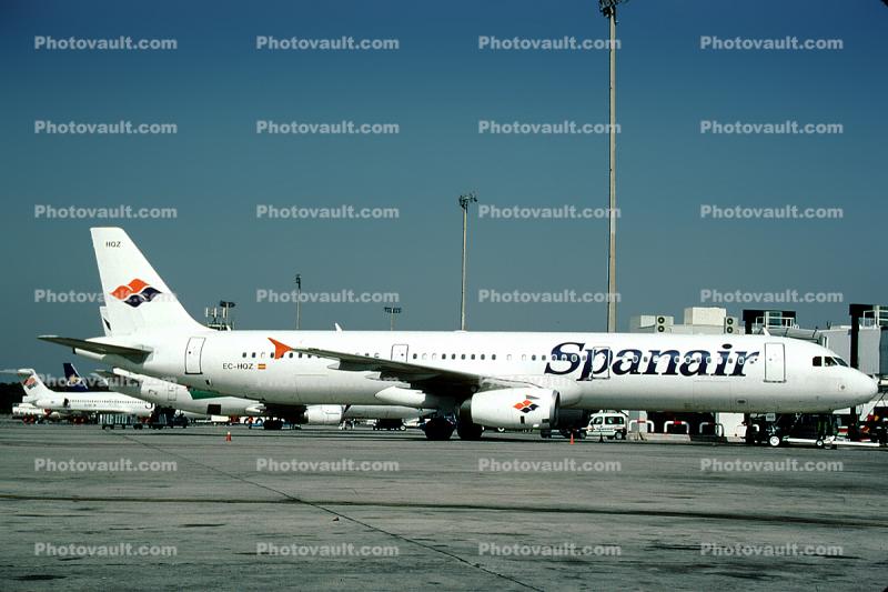 EC-HQZ, Spanair, Airbus A321-231, 321 series