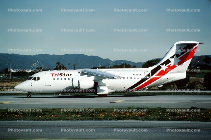 N136TR, BAe 146-200A, TriStar Airlines, 1996