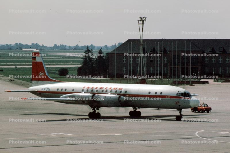 DDR-STN, Interflug, IL-18D