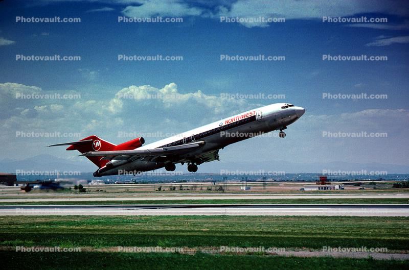 N278US, Northwest Airlines NWA, Boeing 727-251, JT8D, 727-200 series, June 1994