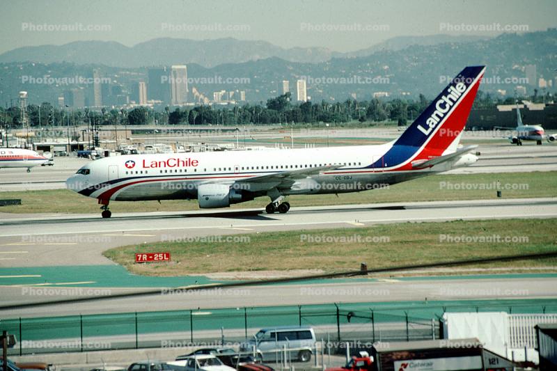 CC-CDJ, LAN Chile, Boeing 767-284ER, LAX, February 1995