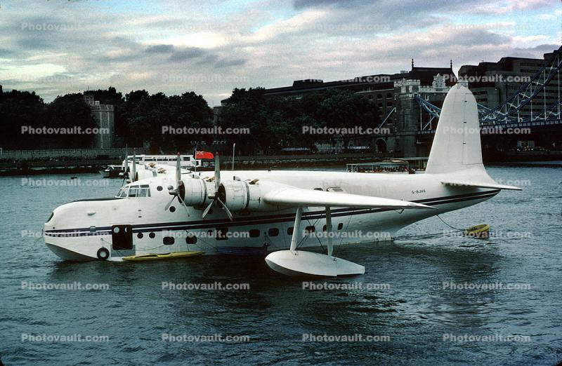 G-BJHS, Short S-25 Sunderland 5(AN), River Thames, London, September 1982, 1980s, milestone of flight