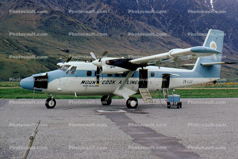 ZK-CJZ, Mount Cook Airlines, De Havilland DHC-6-300 Twin Otter, PT6A-27, PT6A, October 1972, 1970s