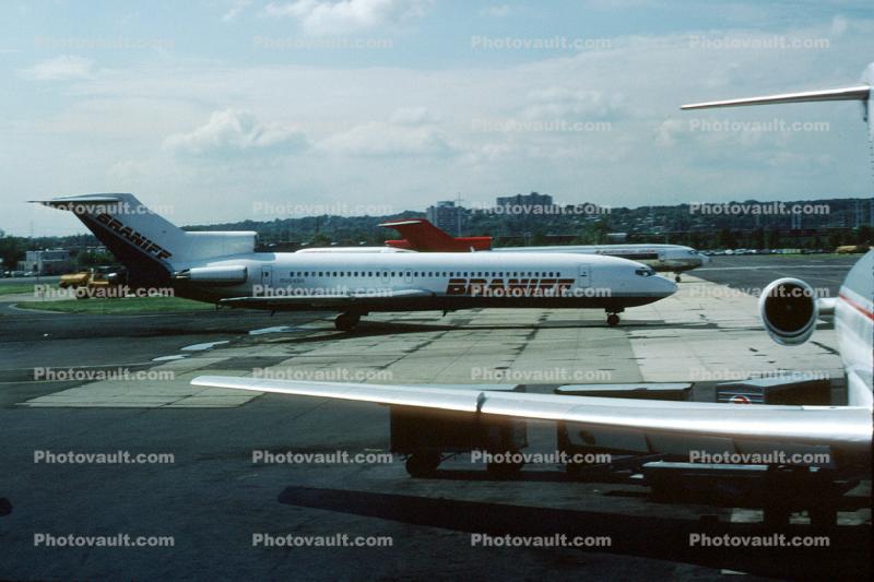 N454BN, Braniff, Boeing 727-227, 727-200 series