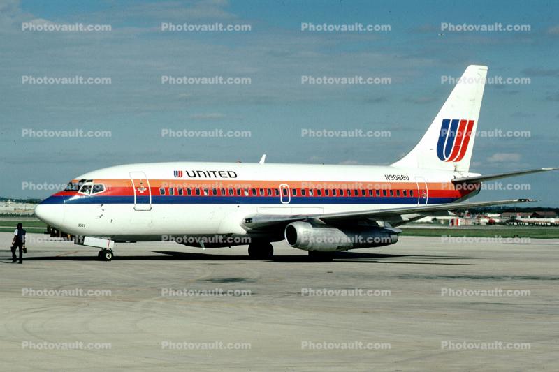 N9068U, Boeing 737-222, United Airlines UAL, 737-200 series, JT8D, JT8D-7B