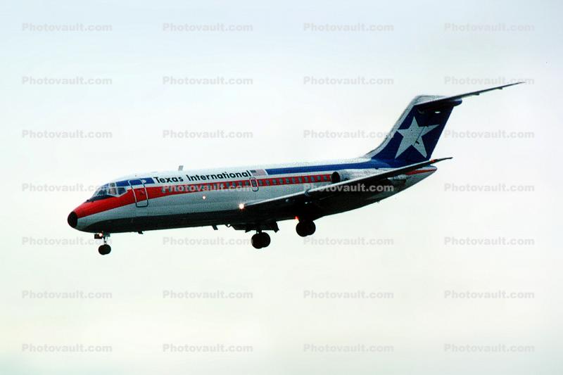N1055T, Texas International Airlines TIA, DC 9 14, JT8D-7B, JT8D