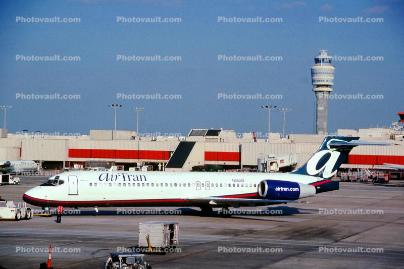 N960AT, Boeing 717-2BD, airTran Airways, BR715