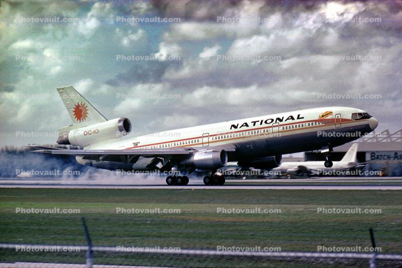 N82NA, National Airlines NAL, Landing, Smoke, Martenne, CF6-50C2, Douglas DC-10-30, March 1976, CF6, milestone of flight