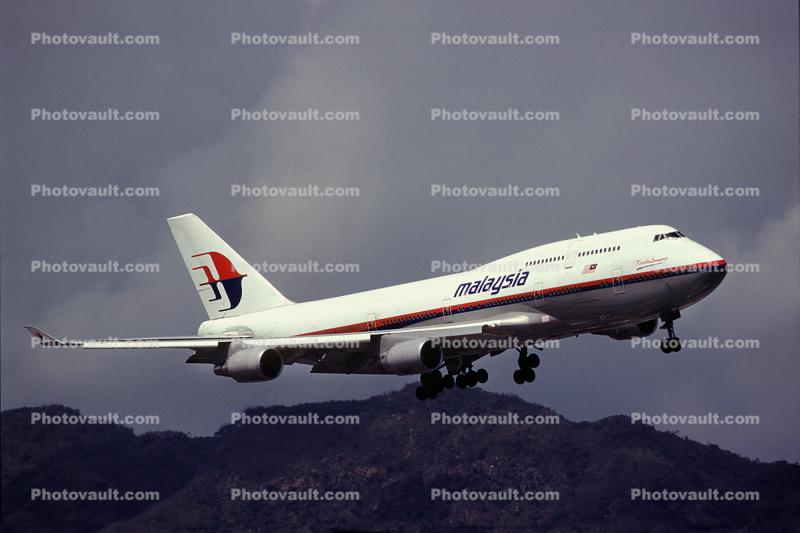 9M-MPQ, Malaysia Airlines MAS, Boeing 747-4H6, named Kuala Lampur, 747-400 series
