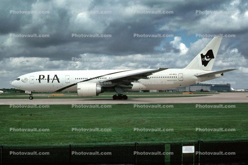 AP-BGJ, Pakistan International Airlines, Boeing 777-240ER, 777-200 series