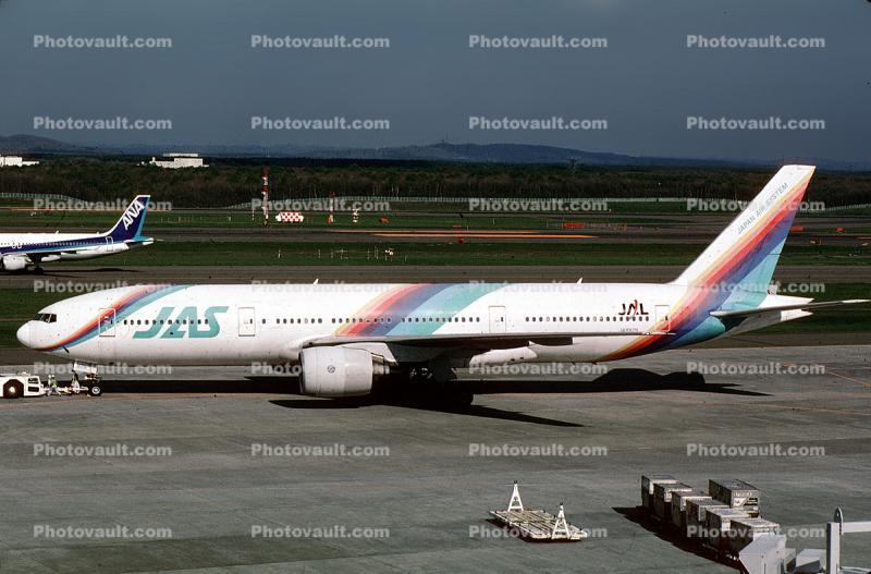 JA8979, JAS, Japan Air System, Boeing 777-289, PW4084, PW4000, 777-200 series