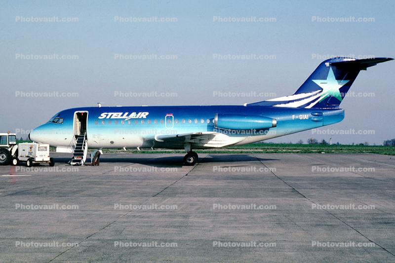 F-GIAI, Stellair, Fokker F28-1000 Fellowship, Airstair