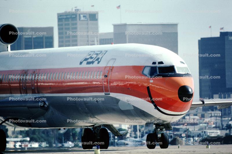 Boeing 727 Pacific Southwest Airlines, Smileliner