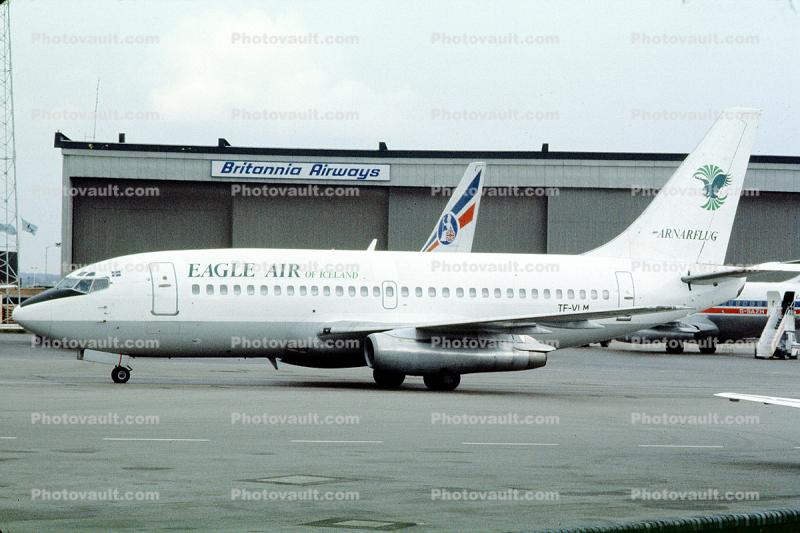 TF-VLM, Eagle Air of Icleand, 737-200 series, Arnarflug, Britannia Airways Hangar