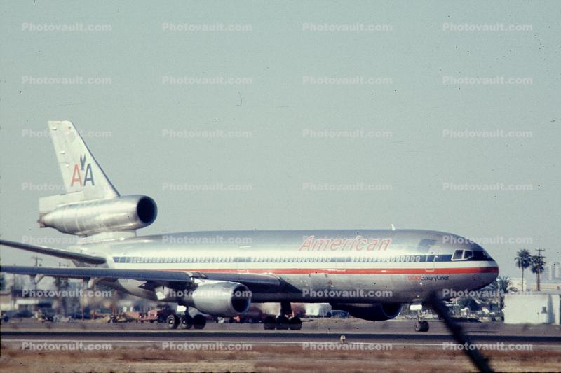 Douglas DC-10-10, AAL, October 1975, 1970s