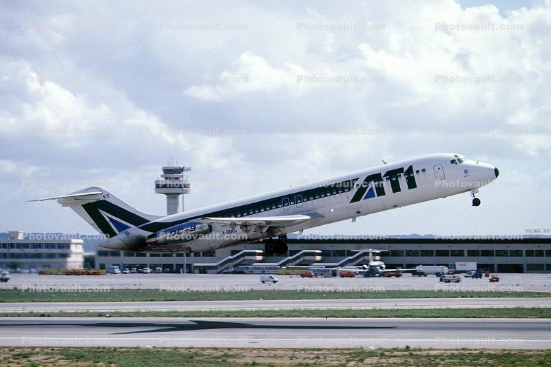 I-DIKS, ATI Aero Transpoti Italiani, Douglas DC-9-32, JT8D-9A s3, JT8D