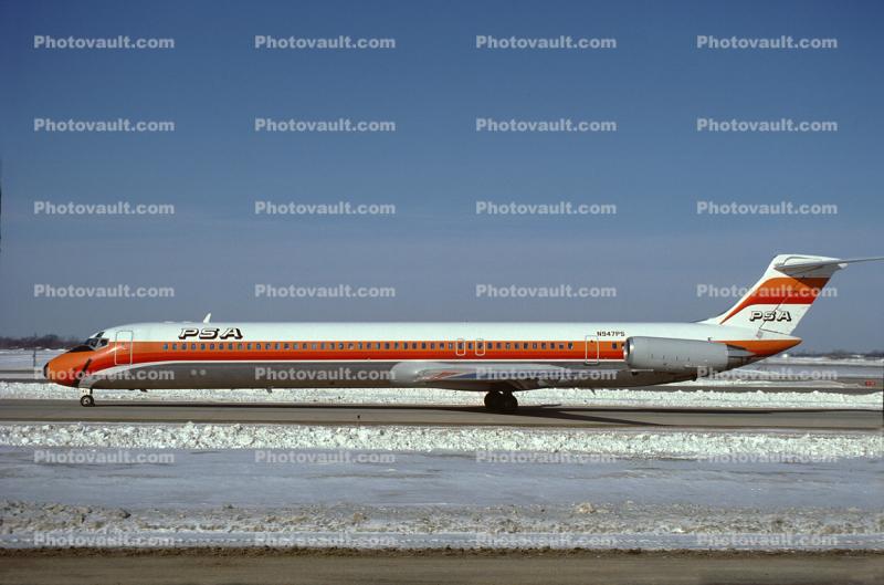 N947PS, PSA, McDonnell Douglas MD-82, Ice, Snow, Winter, JT8D-217C, JT8D, Smileliner