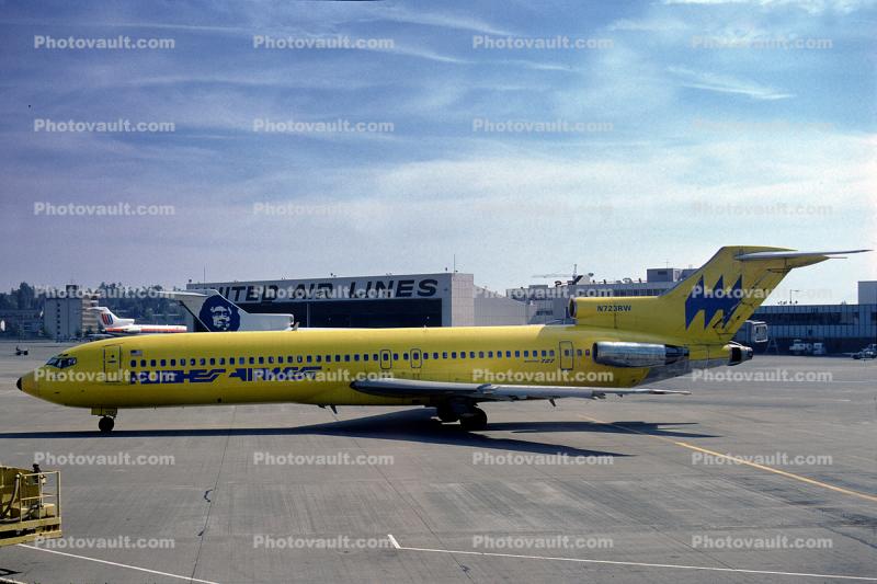 N723RW, Boeing 727-2M7, Hughes Airwest, JT8D-17 s3, 727-200 series, October 1980