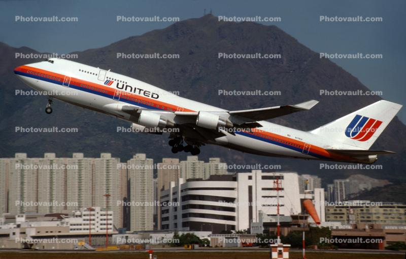 N178UA, Boeing 747-422, 747-400 series, Dramatic take-off, windsock, buildings, skyline, mountain