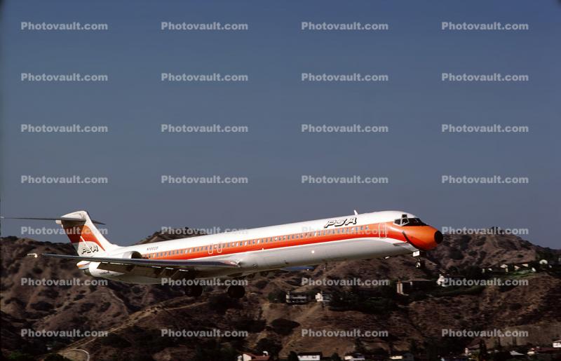 N10028, PSA, Pacific Southwest Airlines, McDonnell Douglas DC-9-81, Super-80, JT8D, Smileliner