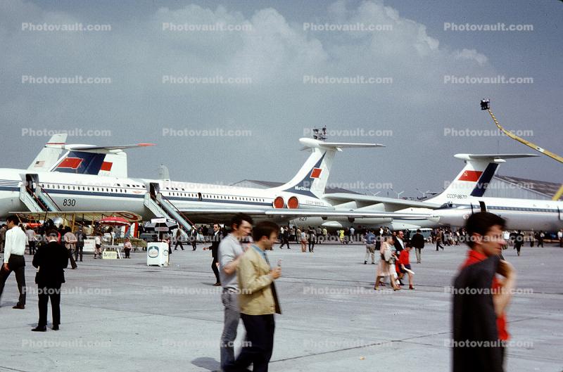 Ilyushin Il-62, Crowds, People, Paris Air Show 1971, 1970s