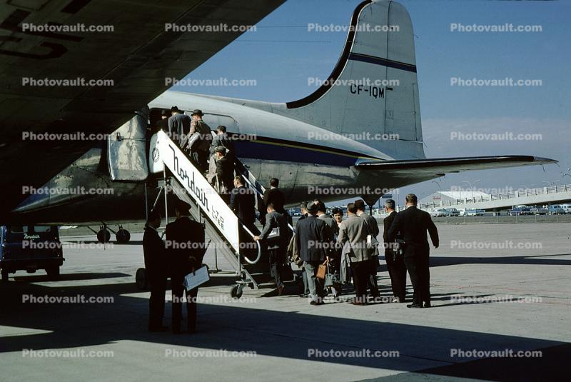 CF-IQM, Nordair, C-54G-15-DO, boarding passengers, airstair