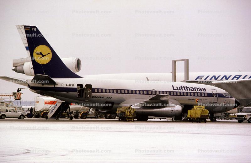 D-ABFH, Boeing 737-230