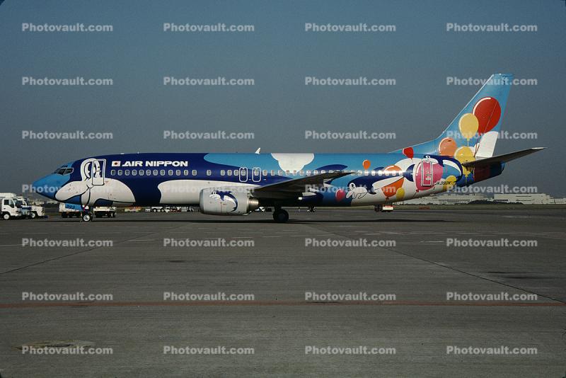 JA392K, Air Nippon, Dolphin, balloons, Boeing 737-46M, 737-400 series, CFM56-3C1, CFM56