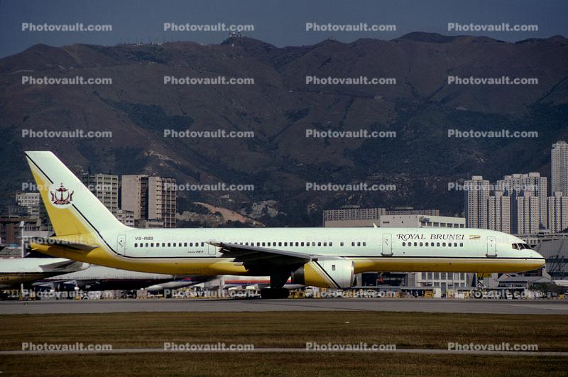 V8-RBB, Royal Brunei, Boeing 757-2M6