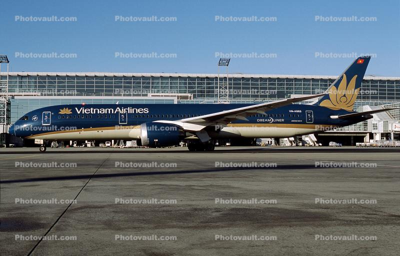 VN-A863, Vietnam Airlines, Boeing 787-9, Trent 1000