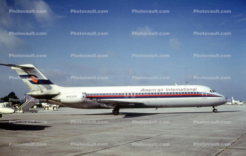 N4549V, American International, DC-9-32
