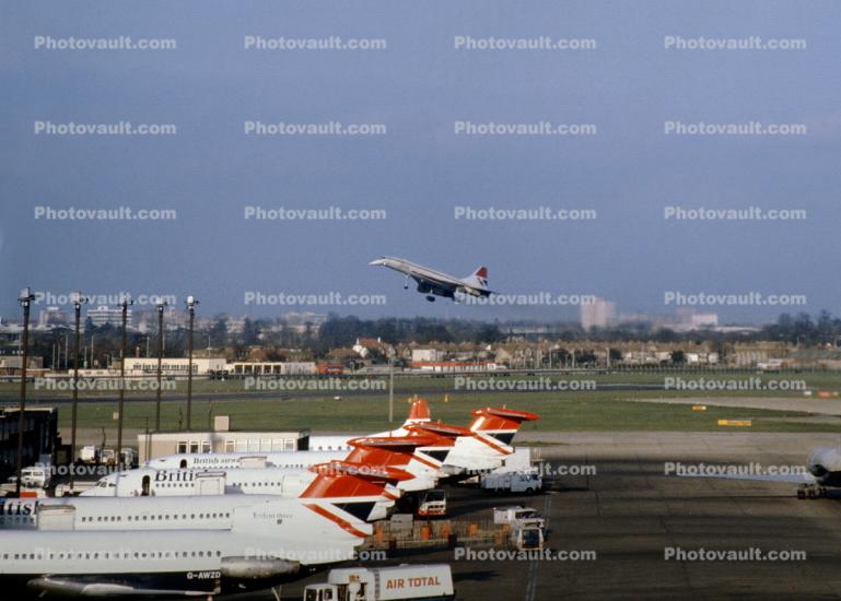 G-BOAD, British Airways BAW, Concorde 102 landing