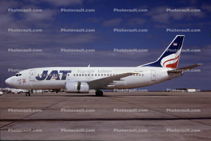 YU-ANF, 737-3H9, JAT Airways, Thrust Reversers