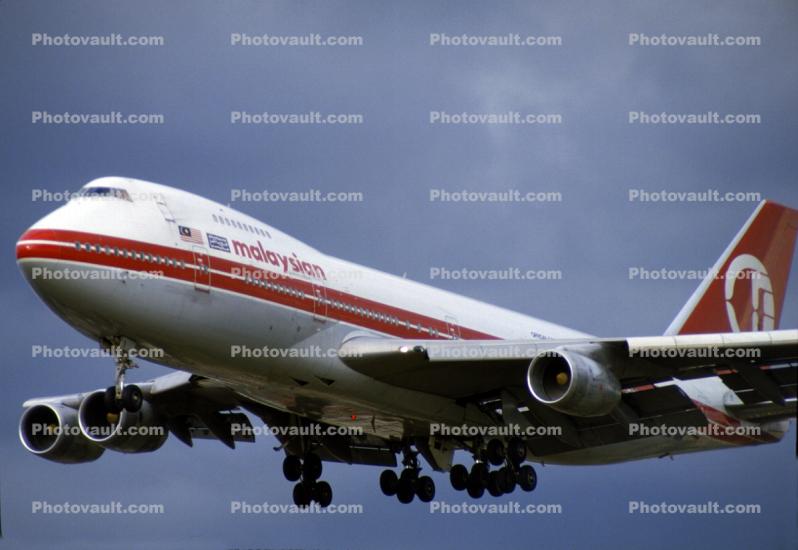 Landing Malaysian 747