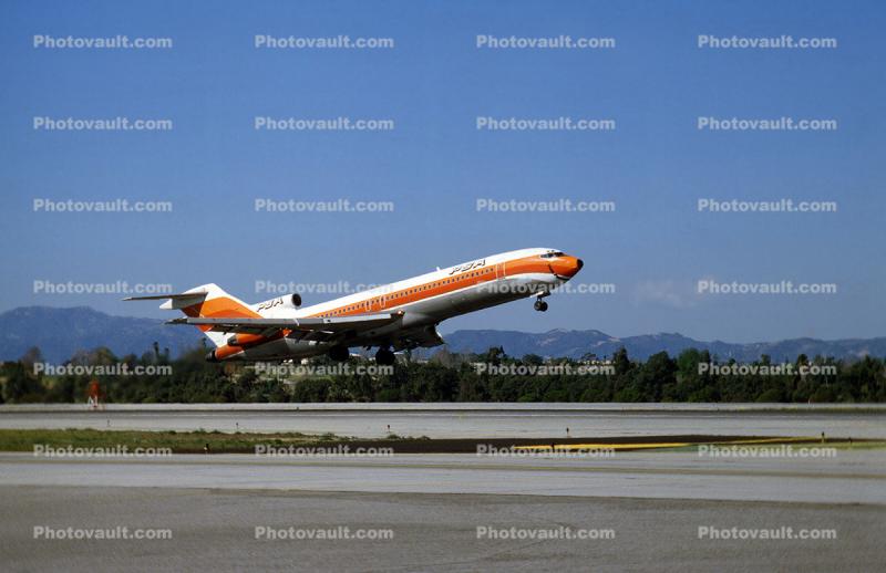 PSA 727 Taking-off