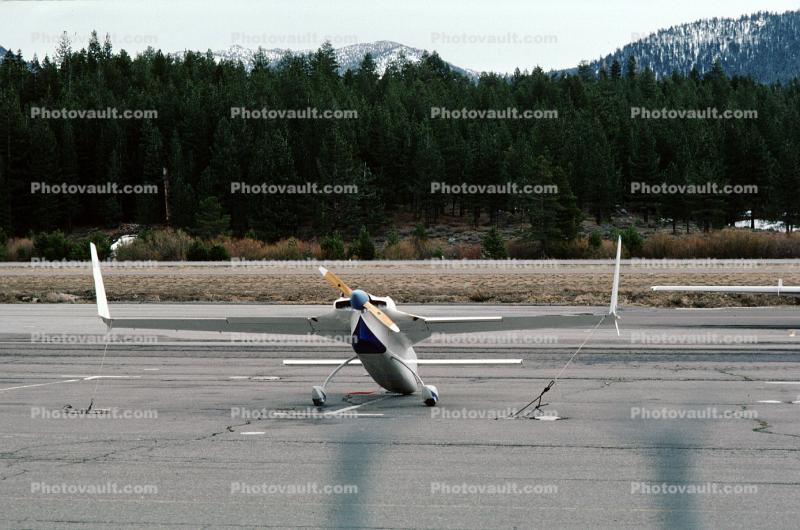 Rutan Canard, Lake Tahoe Airport TVL