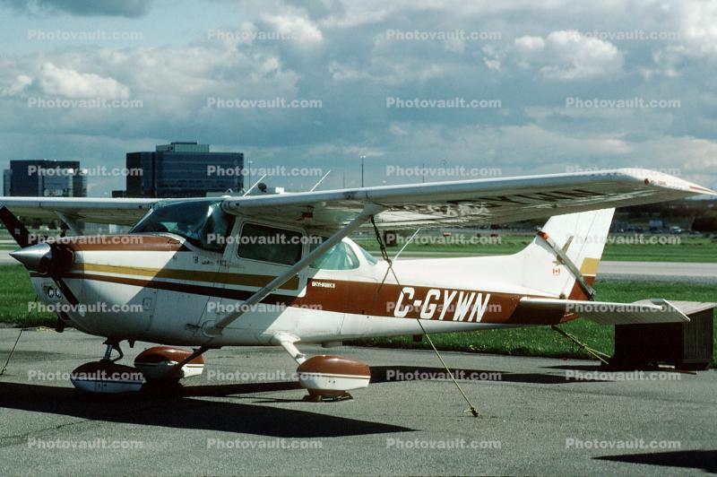 C-GYWN, 1977 Cessna 172N Skyhawk, Buttonville Airfield, Toronto