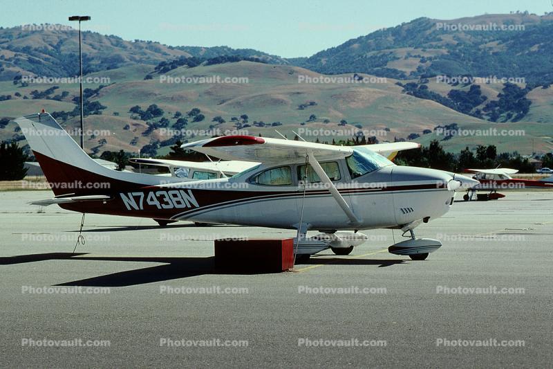 N7438N, Cessna 182P, San Martin, California, USA