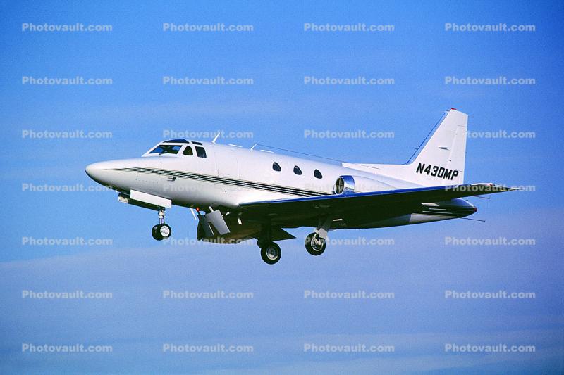 N430MP, North American NA-265-40, landing