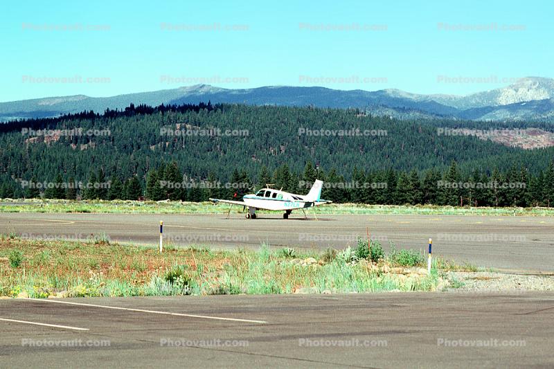 TRUCKEE Airport, forest, mountains, runway
