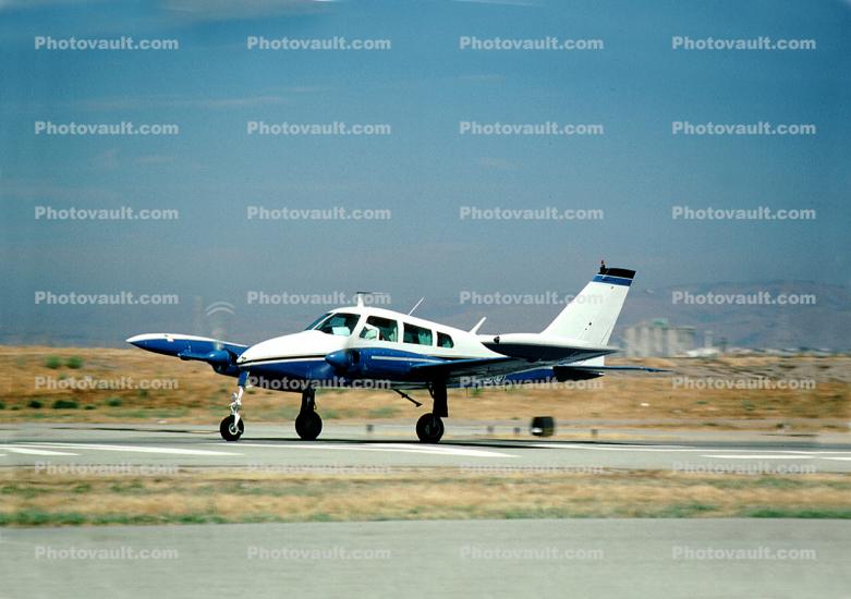 N1049Q, Cessna 310H