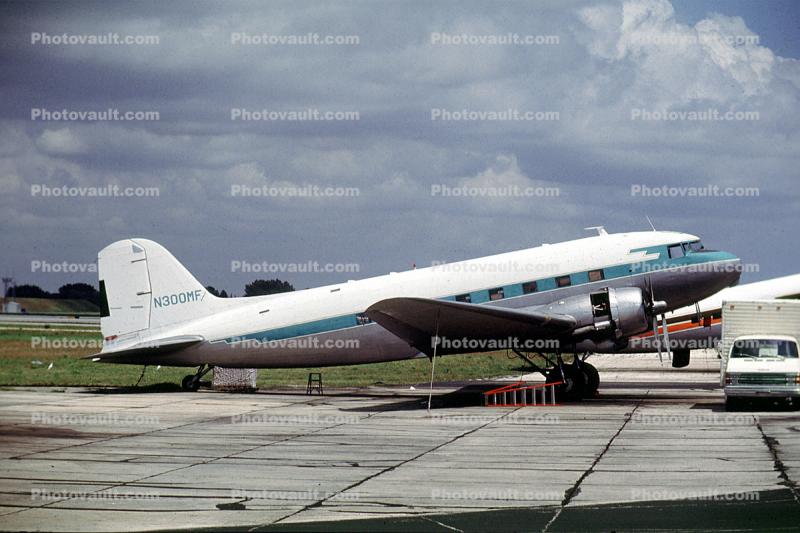 N300MF, Douglas DC-3C-R-1830-90C