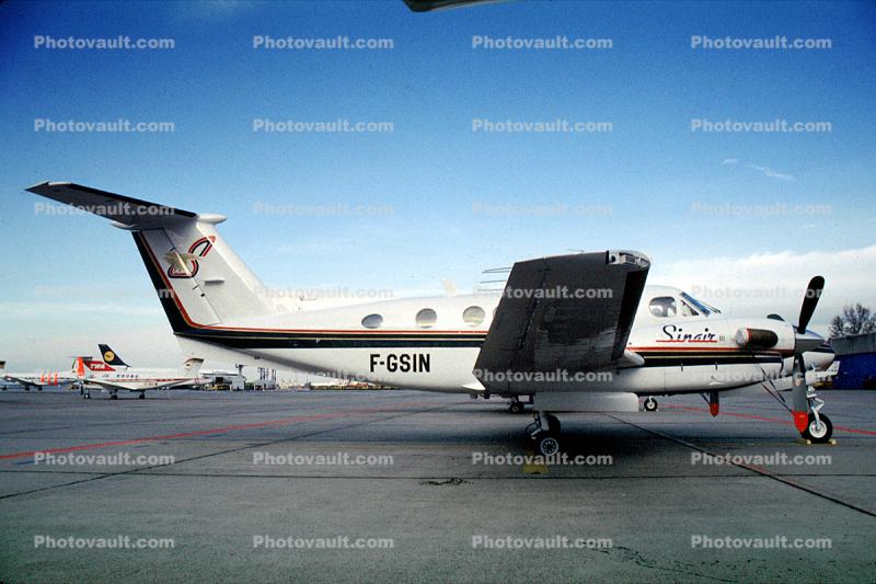 F-GSIN, Beech King Air 200, Sinair