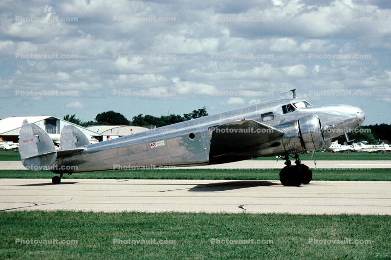 Lockheed 12, Junior, N4001