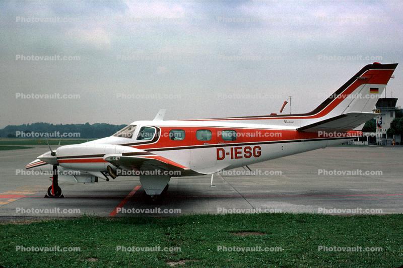 D-IESG, Beechcraft Be60 Duke