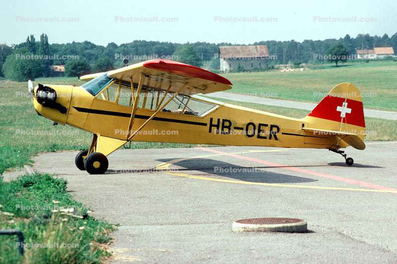 Piper J-3C-65 Cub, HB-OER